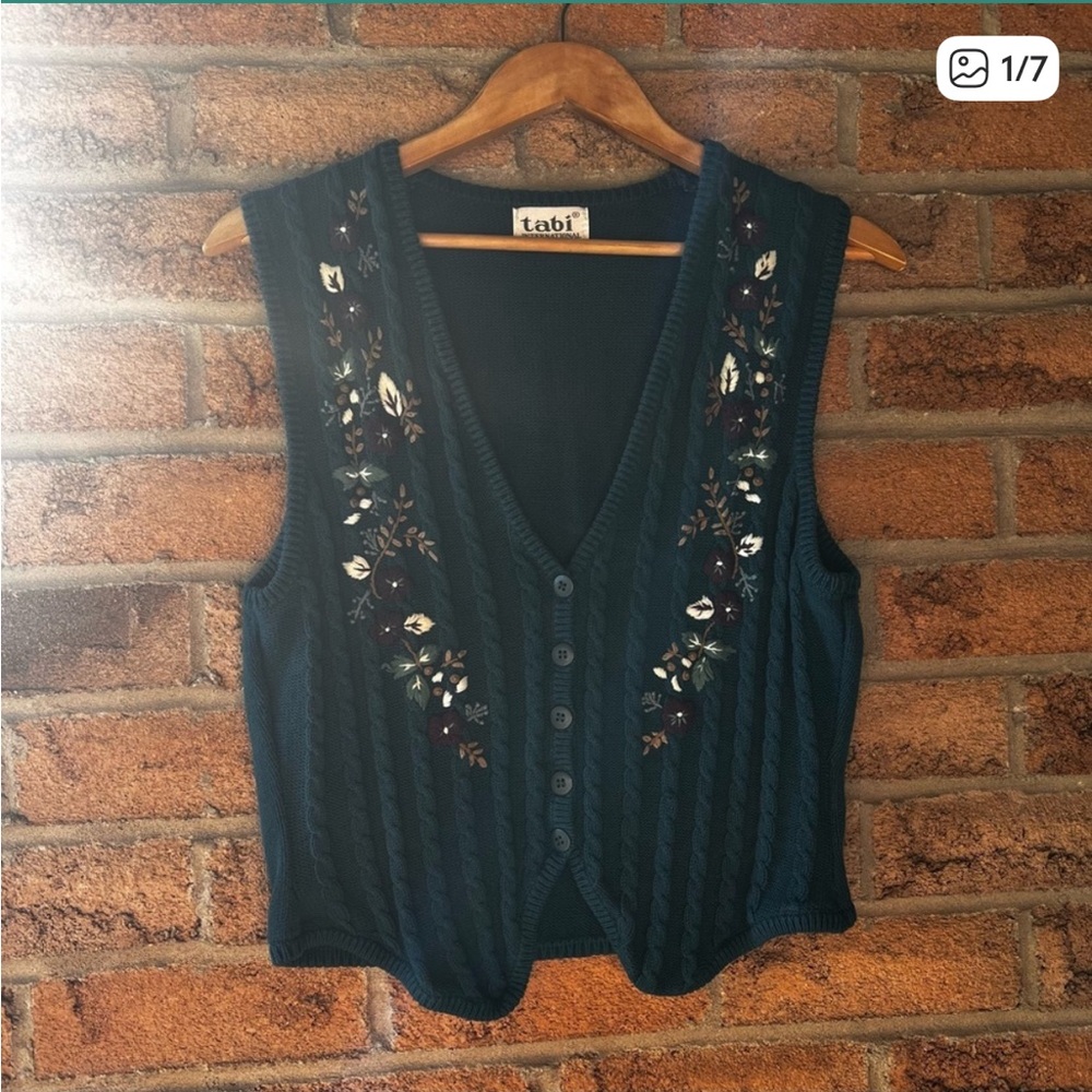 TABI INTERNATIONAL | Women's Embroidered  Teal Blue Knit Sweater Top Vest
